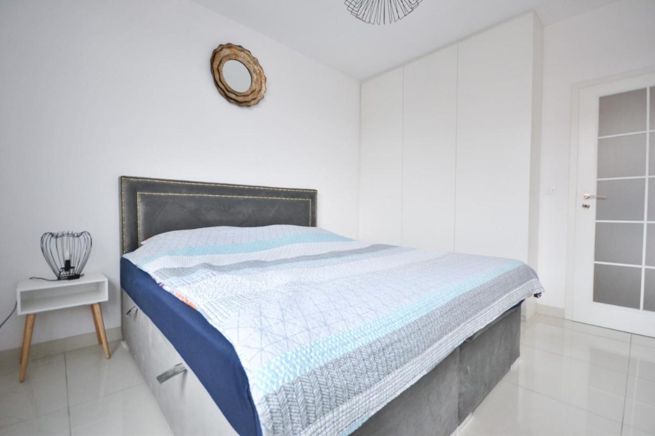 Apartament Kazimierza Wielkiego 5 Apartment Poznan Ngoại thất bức ảnh